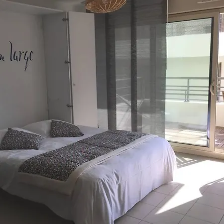 Apartment Studio Vogue Au Large